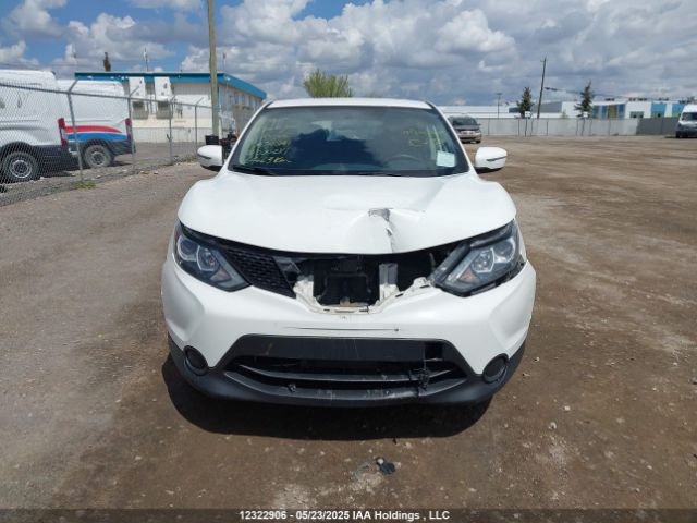 JN1BJ1CR4KW330281 Nissan Qashqai S/sl/sv