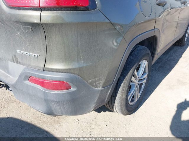 1C4PJMAS8FW699791 Jeep Cherokee Sport