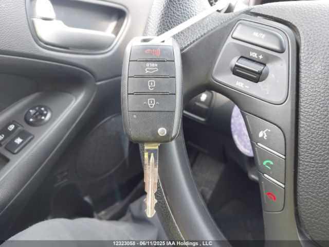 3KPFK4A79JE254676 KIA FORTE LX