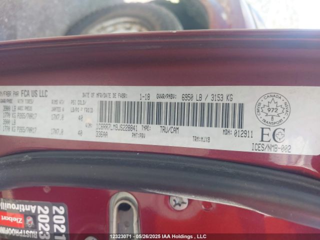 1C6RR7LM9JS228841 RAM 1500 Slt
