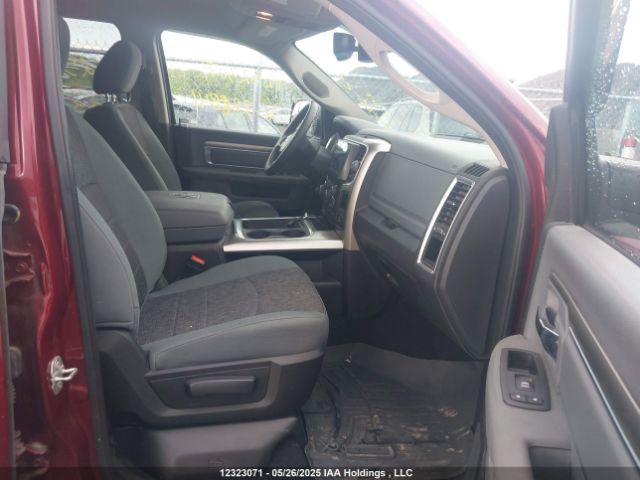 1C6RR7LM9JS228841 RAM 1500 Slt