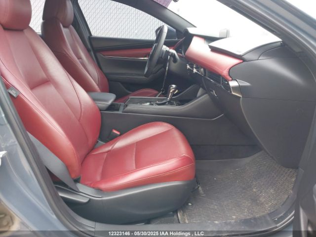 JM1BPAMM5L1156430 Mazda MAZDA3