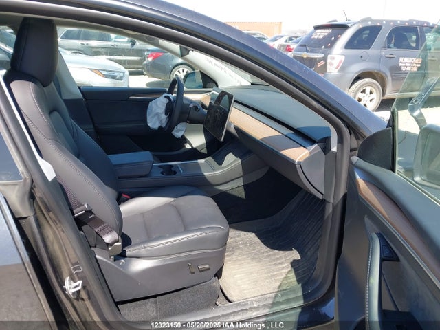 7SAYGDEEXRF016136 Tesla 2024