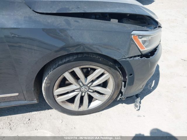 1VWCT7A32HC081564 Volkswagen 1.8 tsi