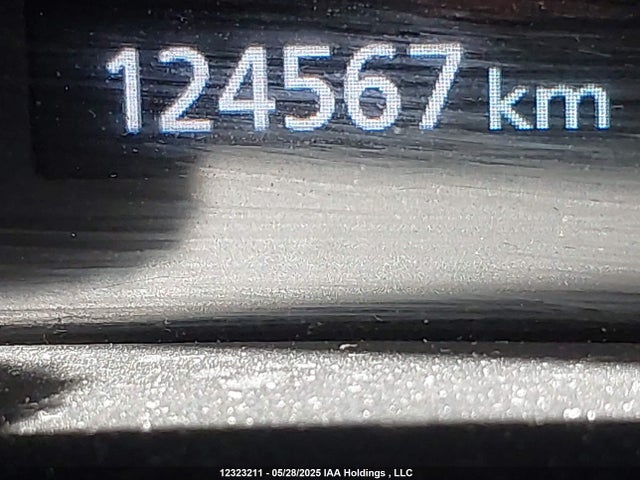 JA4J24A5XJZ607076 Mitsubishi Outlander Se/gt