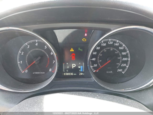 JA4AJVAW8NU605766 Mitsubishi mivec