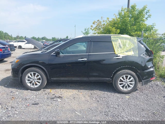5N1AT2MV5HC861371 Nissan Rogue