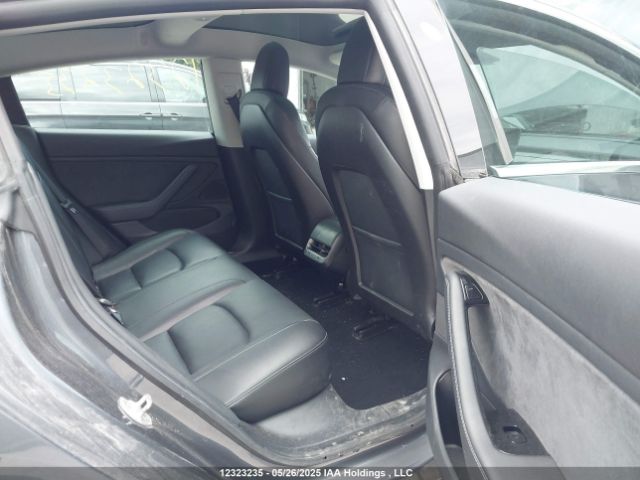 5YJ3E1EA7KF403242 Tesla MODEL 3