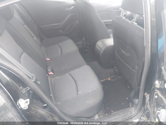 3MZBM1K72FM231319 Mazda pe