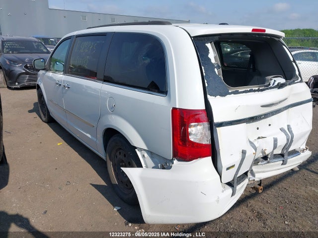 2C4RC1CG3FR654132 Chrysler Town & Country