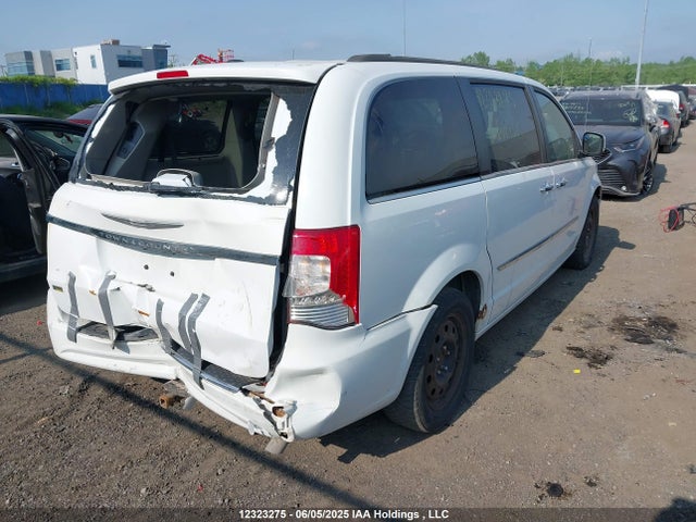 2C4RC1CG3FR654132 Chrysler Town & Country