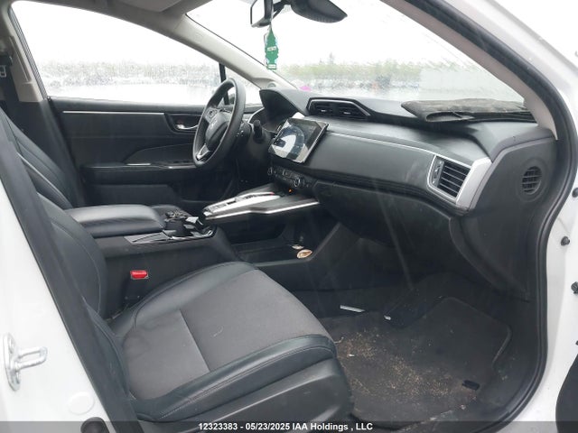 JHMZC5F11JC800266 Honda leb3(h4)