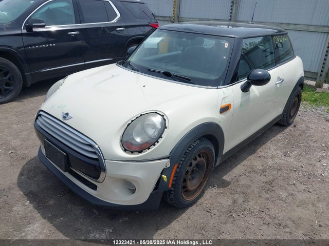 Продаж на аукціоні авто 2015 Mini 3 Door Cooper, vin: WMWXM5C50FT939371, номер лоту: 12323421