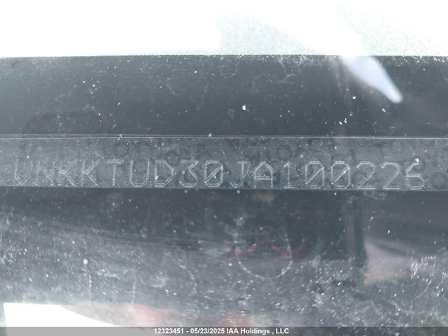 VNKKTUD30JA100226 Toyota Yaris L/le/se