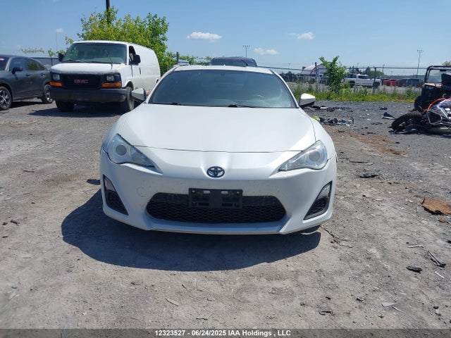 JF1ZNAA16E9708168 Scion 2014