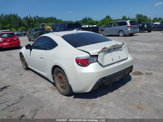 JF1ZNAA16E9708168 Scion 2014