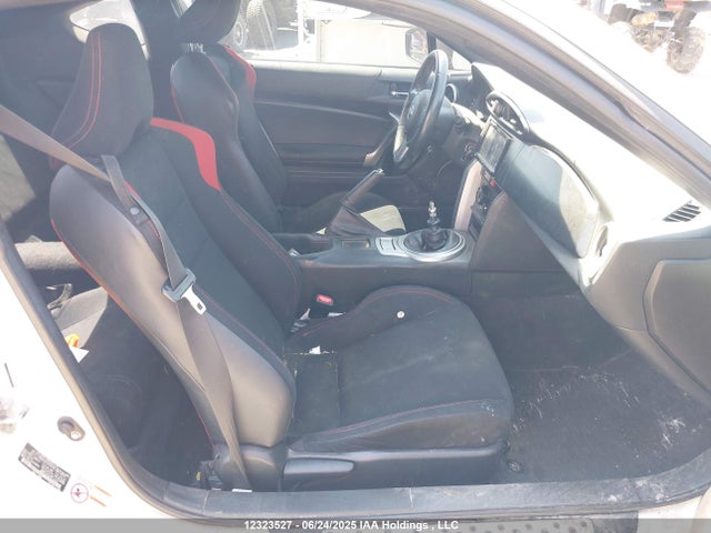 JF1ZNAA16E9708168 Scion 2014