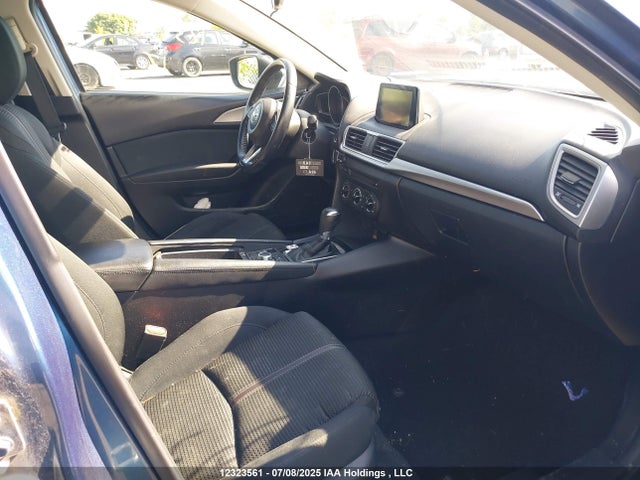 3MZBN1L75HM129978 Mazda pe
