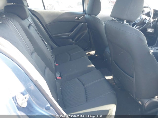 3MZBN1L75HM129978 Mazda pe