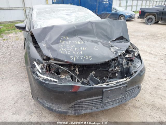 1C3CCCFB0FN645410 Chrysler 200 LX