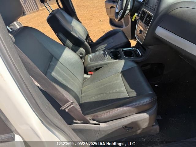 2C4RDGEG8HR880523 Dodge Grand Caravan Gt