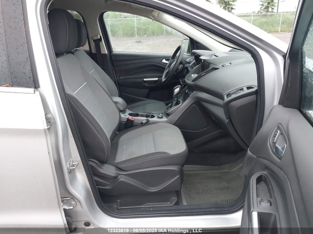 1FMCU0GX1EUA95197 Ford 2014