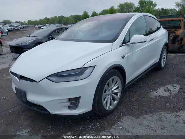 5YJXCAE27GF016276 Tesla MODEL X