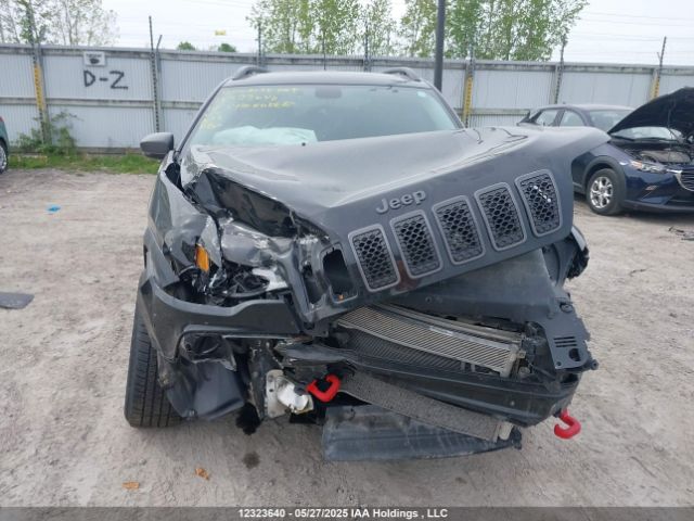 1C4PJMBX2KD274258 Jeep Cherokee Trailhawk