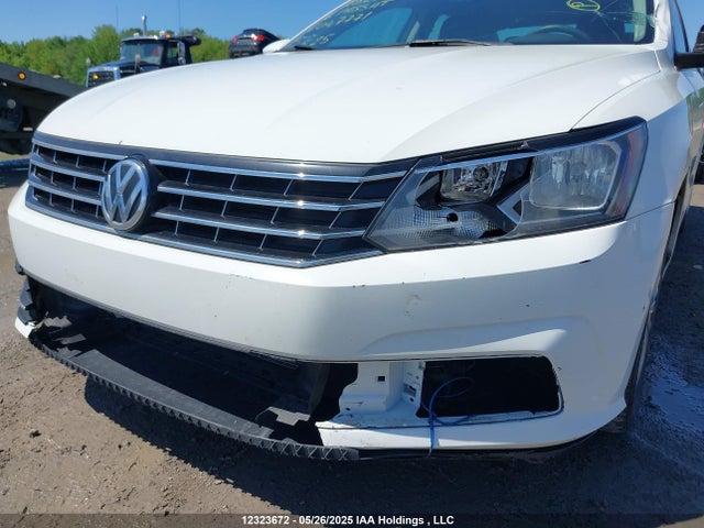 1VWAS7A31GC047771 Volkswagen Passat