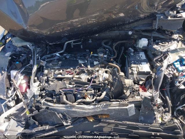 2T3B1RFV3NC296178 Toyota RAV4 LE