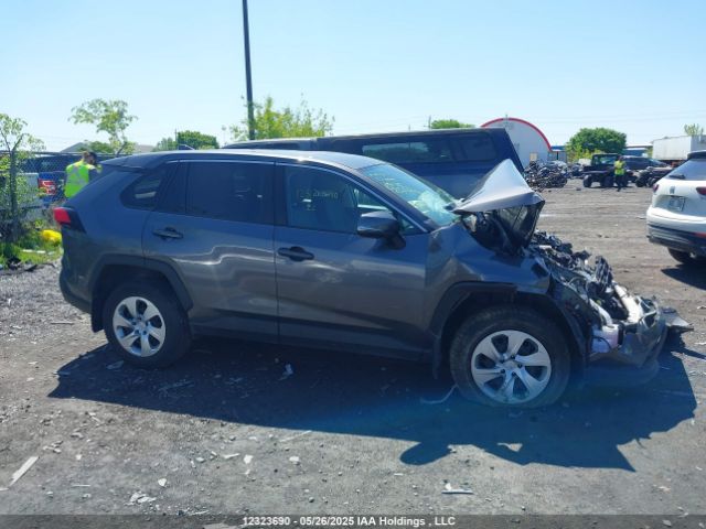 2T3B1RFV3NC296178 Toyota RAV4 LE