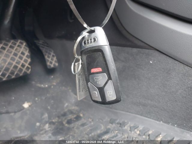 WA1BNAFY7L2011318 Audi Q5 Premium Plus