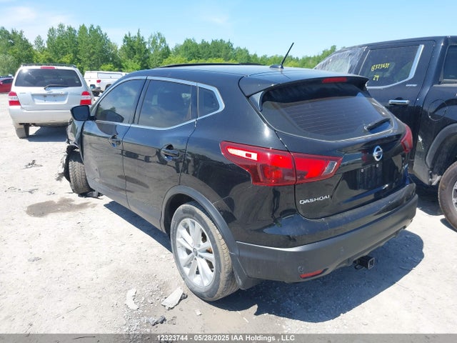 JN1BJ1CR0KW333520 Nissan 2019