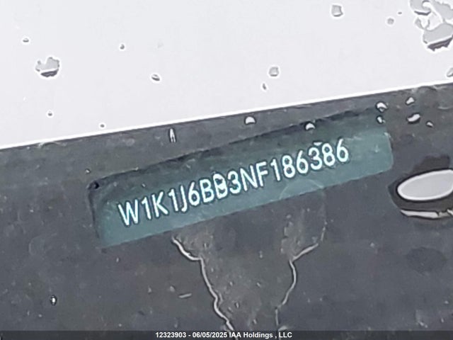 W1K1J6BB3NF186386 Mercedes-Benz m256
