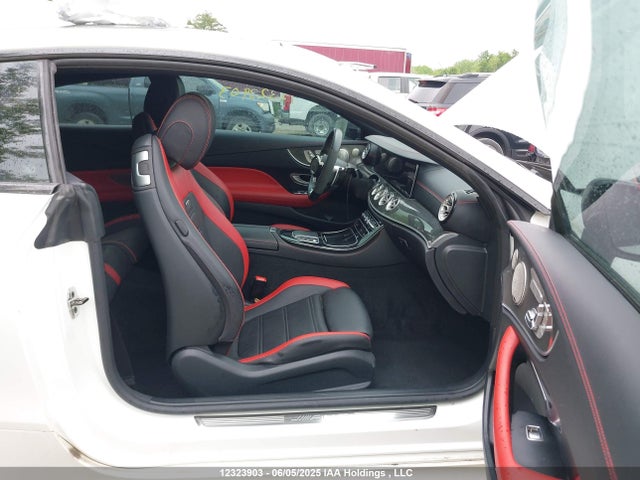 W1K1J6BB3NF186386 Mercedes-Benz m256