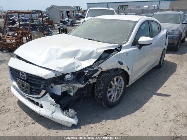 JM1BN1U79H1118108 Mazda pe