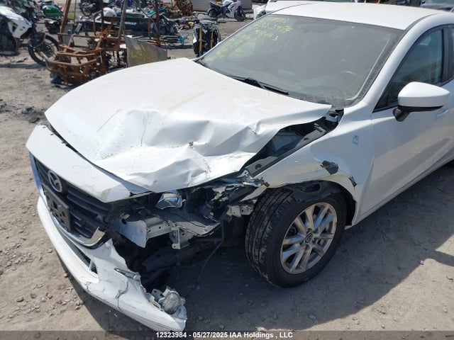 JM1BN1U79H1118108 Mazda pe