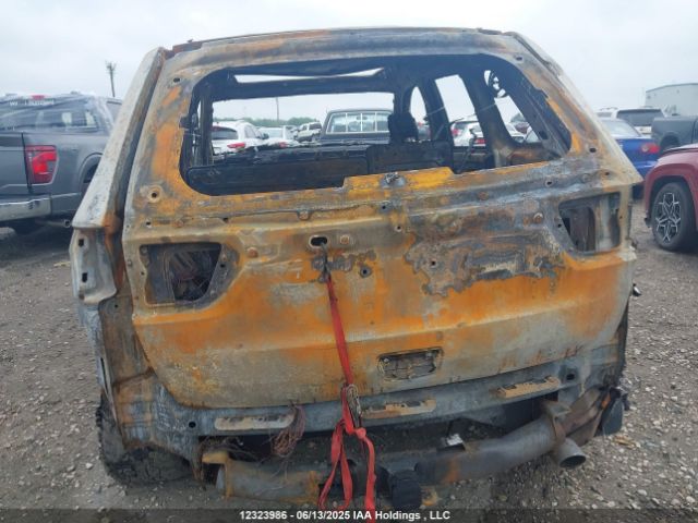 1C4RJFAG5JC346872 Jeep Grand Cherokee Laredo