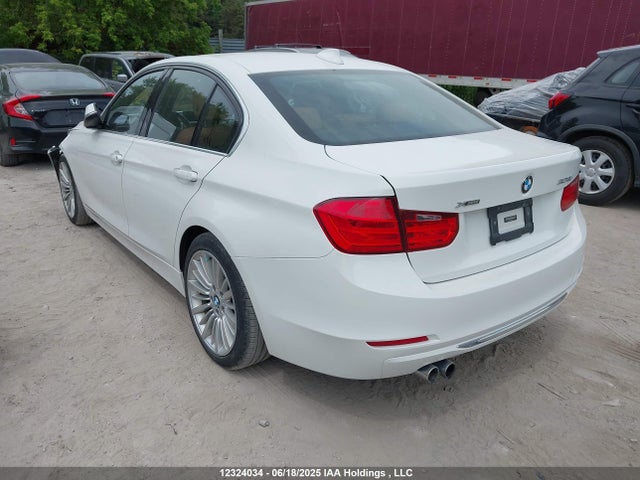 WBA3B3C53FJ985491 BMW 328I