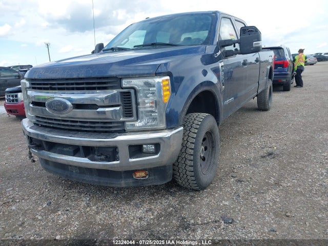 1FT8W3BT1HEC58648 Ford 2017