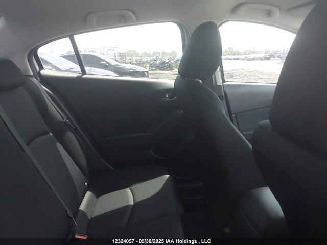 3MZBM1U72GM292507 Mazda pe