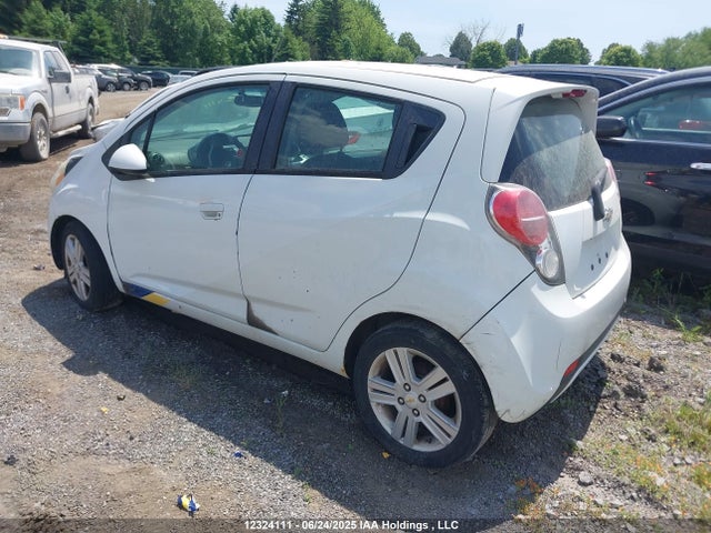 Chevrolet ll0 2014 KL8CB6S90EC551355 Image 3