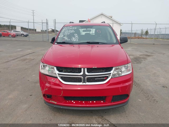 3C4PDCAB8FT529566 Dodge 2015
