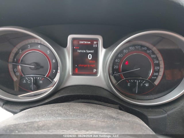 3C4PDCAB8FT529566 Dodge 2015