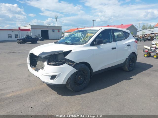KM8JT3AF9FU076331 Hyundai TUCSON GLS