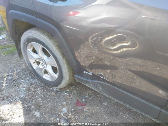 2T3RWRFV2KW013490 Toyota Rav4 Hybrid Xle