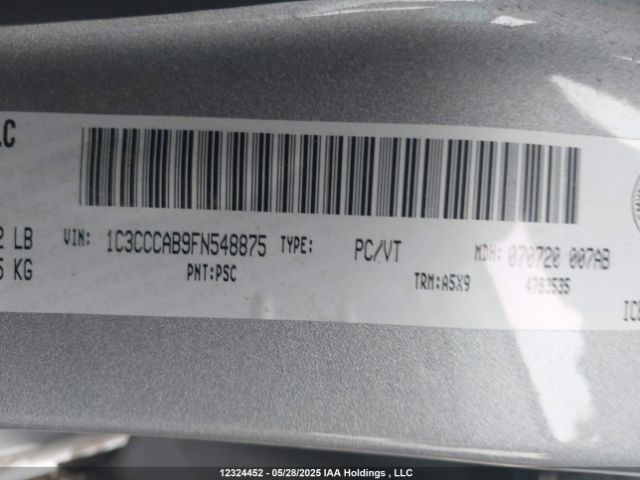 1C3CCCAB9FN548875 Chrysler 2015