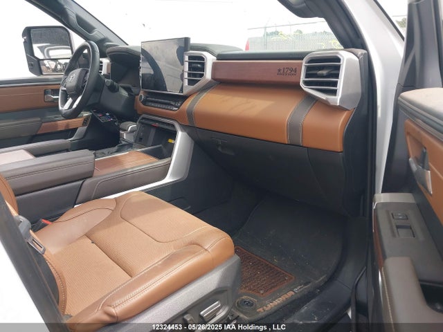 5TFMA5EC4NX009927 Toyota v35a-fts