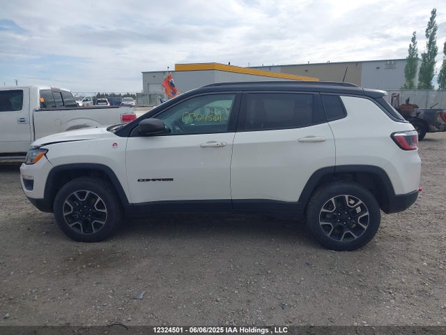 3C4NJDDB4JT493613 Jeep Compass Trailhawk