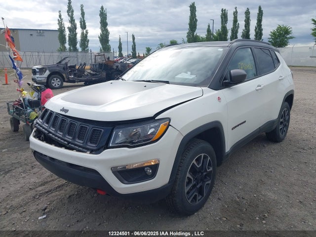 3C4NJDDB4JT493613 Jeep Compass Trailhawk